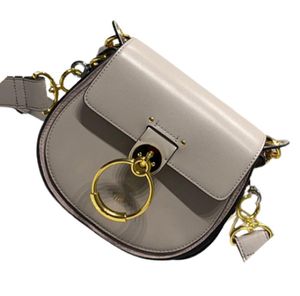 Bortkyror Små Tess Bag Purse Shiny Leather Suede Handbag Round Shape Crossbody Designer Xury Flap With Magnet Stängning axelväskor LINEN LINING6375813