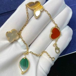 Designer VAN V Gold Lucky Bracelet Female Plated 18K Rose Love Butterfly Flower Jade Medal Fritillaria