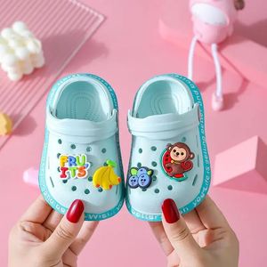 Summer Kids Sandals Hole Childrens Shoes Slippers Soft Antiskid Cartoon Diy Design Baby Sandy For Boys Girls 240402