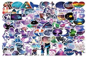 100 PCs mixados Stary Sky Galaxy Graffiti adesivo Laptop Skateboard Pad Bagage PS4 DIY adesivos desenho animado PVC Setors de parede Bag Kids9122011