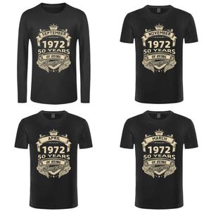 Född 1972 50 år av att vara fantastisk t -shirt januari februari april maj juni juli augusti september oktober november 220520 SHO