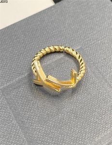 Förlovningsringar för kvinnlig bokstav Y Gold Ring Designer Mens Love Par Ring 925 Silver Luxury Jewelry Womens Party Hip Hop L Ring9076773