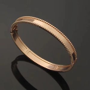 Bracciale di bracciale di lusso Bracciale Bracciale Bracciale oro Bracciale Gold Bracciale Clover Star Caleidoscopio Tricolor Gold Ladies and Girls Valentine S Day