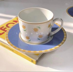 Cups Saucer Nordic Vintage Kreative niedliche handgefertigte Keramik wiederverwendbares Utensil lustiger Kaffeetasse Taza Personizada 50