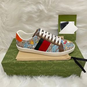 Med box designer casual skor bin ess sneakers låga män kvinnor skor hög kvalitet tiger broderade svarta vita gröna ränder promenader sneakers 02