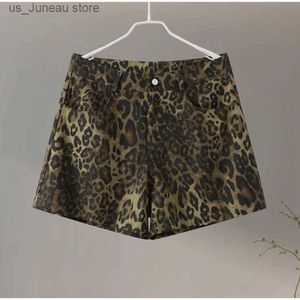 Shorts da donna Strt Leopard Stampa Donne pantaloni corti Poctino di moda zipper Min Shorts femmina 2024 Spring Summer Y2K Lady Outwear 1 T240415