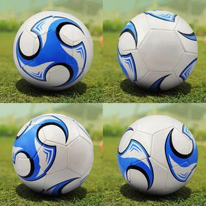 Nyaste standardstorlek 4 för ungdomsfotbollsbollmaskin sömnad fotboll för sportträningsmatch spel fotboll bollar t8x2