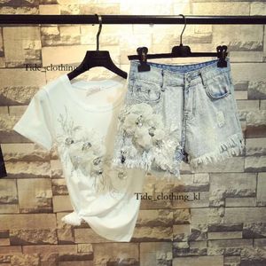 デザイナー高品質の高級ファッション女性のTシャツ刺繍の花セット女性カウボーイ2ピースセットショートパン