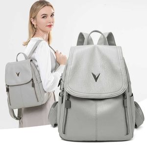 Spring/summer 2024 Korean Edition Easy to Wear Shoulder Bag Womens Trend Large Capacity Book Leisure Travel Lightweight and Versatile