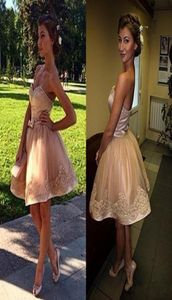 2020 New Sexy Short Mini Champagne Cocktail Dresses Sweetheart Lace Appliques Beads Pearls Sash Bow Sweet 16 Homecoming Dress Prom7898518