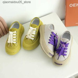 Sneakers Kids Canvas Shoes Autumn 2022 New Childrens Casual Sneakers Boys Fashion Trainers Andningsbara bekväma flickor Brädskor Q240413