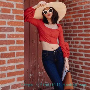 Kvinnors blusar Summer Retro Red Square Collar Lantern Sleeve Kort skjorta Fashion Style Single-Breasted Crop Top