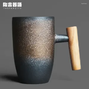 マグカップ日本人キルンローストブラックゴールド木製のハンドルパーソナルオフィスコーヒーカップ手作りレトロ陶器ミルクオートミールコーラ