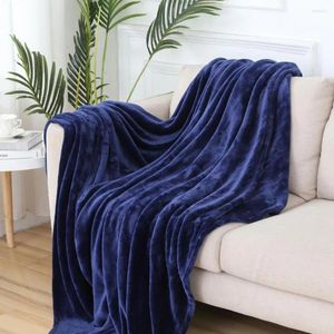 Blankets 1Pc Soft Coral Blanket Energy-efficient Temperature Regulating Comfort Flannel For Home