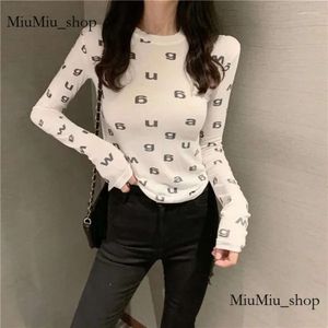 Camas de camisetas femininas Carta impressa Trechas de mangas compridas para mulheres Slim Cotton O Neck Brand Designer Korea Fashion Tops Roupas 416