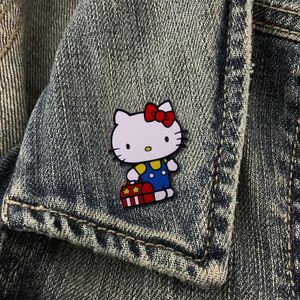 Barndoms bow katt emalj pin barndom spel film film citat brosch badge söta anime filmer spel hårda emaljstift