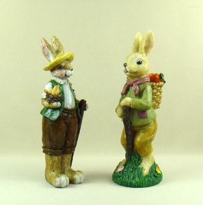 Decorative Figurines Hare Couple Handmade Resin And Carrots Statue Cartoon Character Ornament Craft For Festival Gift Home Decor