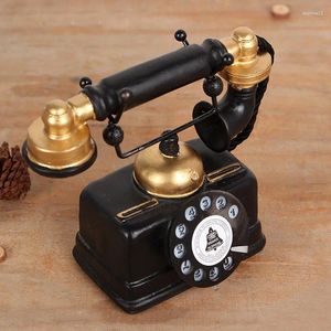 Decorative Figurines Old-fashioned Telephone Receiver European Home Decoration Ornaments Resin Crafts Bar Living Room Decorations.