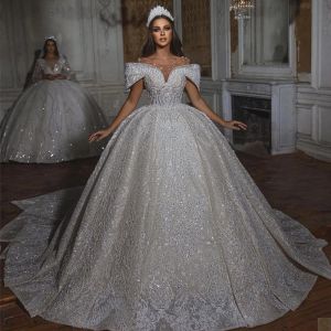 Luxury Ball Gown Wedding Dresses Sexy Off Shoulder Sequin Appliqued Lace Bridal Wear Custom Made Country