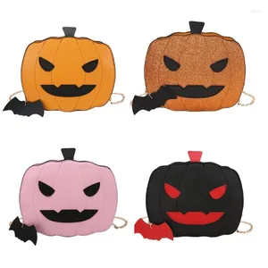 Axelväskor K5DA Pumpkin Crossbody Bag Chain Läderväska för kvinnor Bat Pendant Halloween Clutch Devil Tote