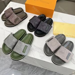 Lässige Hausschuhe Sandalen Designer Schuhe für Frauen Gingham Moccasins Scuffs Slides Beach Schuh bequem flacher Absatz berühmter Designer Schuh Damensrutscher