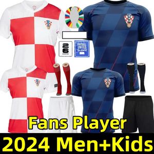 3XL 4XL 24 25 كأس يورو كرواتيا لكرة القدم جيرسي جديدة 24 كرواتي القميص كرة القدم قميص رجال Kids Kit Met Home White Away Blue Men Modric Modric Kovacic Pasalic