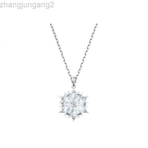 2024 Designer Swarovskis Jewelry Shi Jia 1 1 Original Template Romantic Snowflake Tassel Neck Necklace Female Element Crystal Collar Chain Female Representative