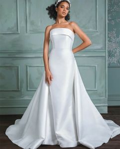 Elegant Long Satin 2 and 1 Garden Wedding Dresses With Detachable Train Sheath Vestido de novia Sleeveless Modern Sweep Train Bridal Gowns for Women