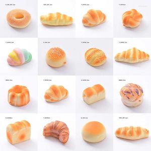 装飾的な花16pcs pu人工食品偽ケーキシミュレーションパンセットパン装飾モデルキッチンおもちゃポシープロップ