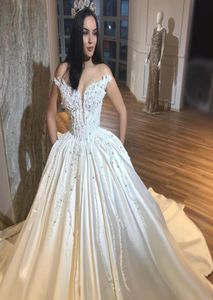 Dubai Princess Aline Wedding Dress See Through Jewel Neck Pearls Abiti da sposa applique perline Abiti da sposa Eleganti Treno Sweep Treno Wedding9655057