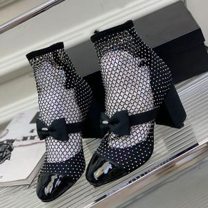 ホットレディースパテントレザードレスシューズチャンキーヒールサンダル5.5cn/8.5cm bowknot mesh ladiesセクシーなスリッパウェディングシューズアウトドアカジュアルシューズクラシックlxurysオープンシューズ