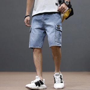 Pocchetti alla tasca di moda da uomo estivi pantaloncini sciolti di jeans dritti per uomo pantaloni corti da carico streetwear 240412