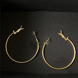 Hoop Earring Designer Classic Luxury Big Circle Dangle Eardrop Earring High Quality Rostless Steel 18K Gold Plated For Women smycken Tillbehör