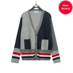 Correct Version 10A Autumn Winter New Tb Coarse Cross Flower Six Color Mens And Womens Wool Knitted Cardigan Sweater Coat