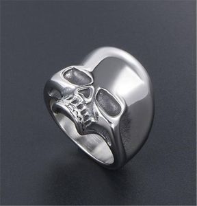 Vintage Men039s Pierścienie czaszki ze stali nierdzewnej Gothic Skull Bone Biker Pierścień biżuterii dla mężczyzny Wysokiej jakości akcesoria Orname1924379