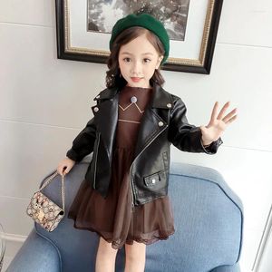 Jackor 2024 Spring Fashion Jacket Autumn Girls Street Style Toddler Långärmad klädbarn Black Leather Baby Girl Coats