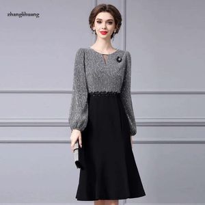 0C401N27 Autumn Women's Dress Light Mature Style Sequin Patchwork Fake Two-Piece Kirt Mid Length Anpassning