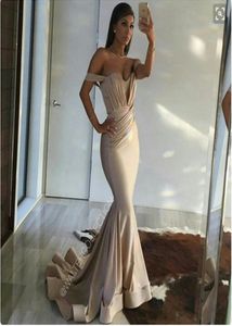 Elegant Champagne Mermaid Prom klänningar från axeln veckade chiffong långa promklänningar enkla billiga formella aftonggowns3987973