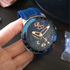 2024 Neuankömmlinge Top Sale Neue Style Watch für Mann Blue Gummi Uhr Mechanische Automatik Armbanduhr