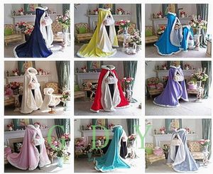 2017 Winter Bridal Cape Faux Fur Christmas Cloaks Jackets Hooded For Winter Wedding Bridal Wraps For Wedding Dresses Sweep Train6311319