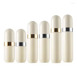 Butelki do przechowywania Unikalny kształt 40/60/80 ml plastikowy spray mgły Butelka Beige Toner Perfume Sprayer Liquid Foundation Pompa 20pcs