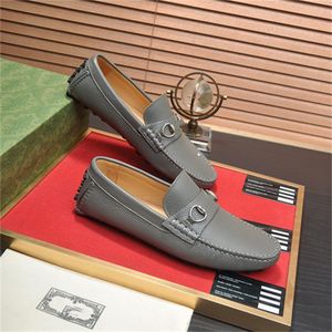 2024 Itália Homens de casamento Tassels de couro Sapatos casuais designer de luxo de luxuosos de lantejoulas de lantejoulas de marca