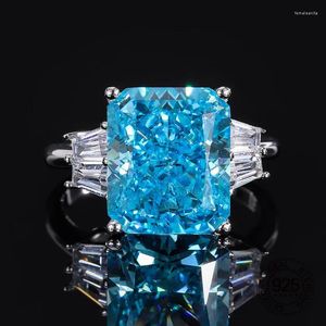 Klusterringar 925 Sterling Silver Zircon Jewelry Big Rektangelform Mossgrön blå Aquamarine Crush Cut High Carbon Diamond Ring