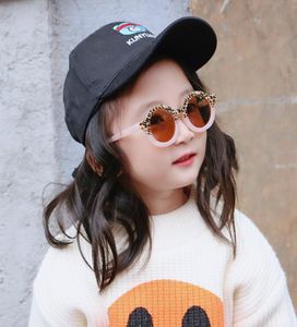 Whole Korean Ins Fashions Dziewczęce okulary przeciwsłoneczne Leopard Print Ultravioletproof Boys Glasses1322530