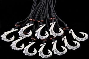 Fashion Jewelry Whole lot 12pcs cool Simulation Bone Carved White Hawaiian Maori Fish Hook Pendant Amulet Necklace drop shippi9379839