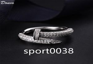 Anello di lusso di gioielli Donia esagerati europei e americani unghie di moda in titanio microinlaid zircone Creative Designer Gifts1227645