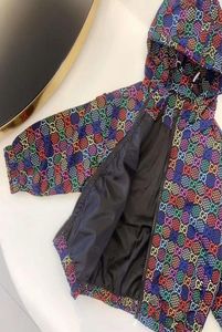 Nowy słodki wiosenny płaszcz dziecięcy jesienna kurtka dla dzieci Boys Opieki odzieżowe Active Boy Windbreaker Ubrania dziecięce ubrania M017827057