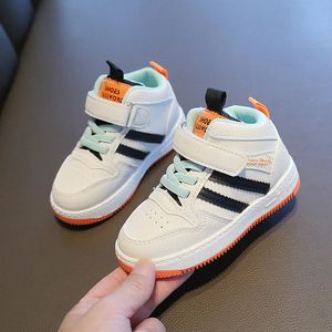 Size 2132 Children Antislip Wearresistant Casual Shoes Girls Boys Kids Soft Sole Toddler Shoes Baby Breathable Sport Sneakers 240409