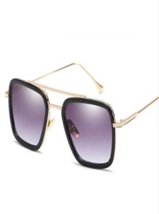 2018 Cat Eye Vintage Marka Projektanta marki Rose Gold Mirror Sunglasss for Women Metal Refleksyjne płaskie soczewki Słońce Kobieta Oculos 2013627570