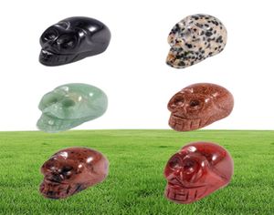 Party Decoration 1 Inch Crystal Quarze Skull Sculpture Hand snidad ädelstenstaty Figur Collectible Healing Reiki Halloween XS1764859